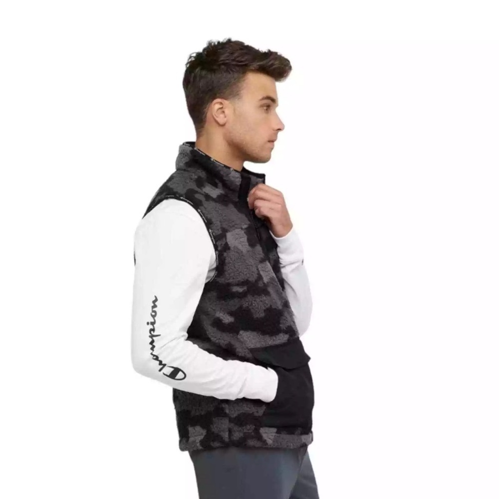 Champion Cozy High Pile Vest New With Tags - Picture 3 of 6